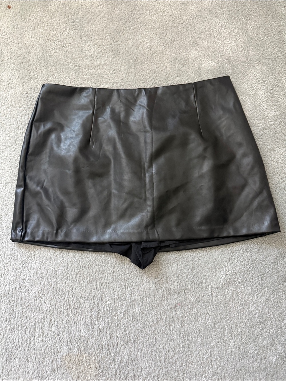 Abercrombie & Fitch Black Faux Leather Skort | Sz XL